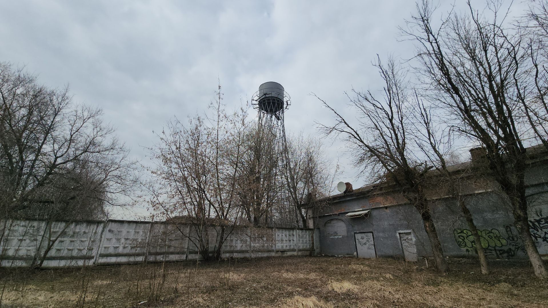 Шуховская башня, братская могила, Лобня, Луговая,