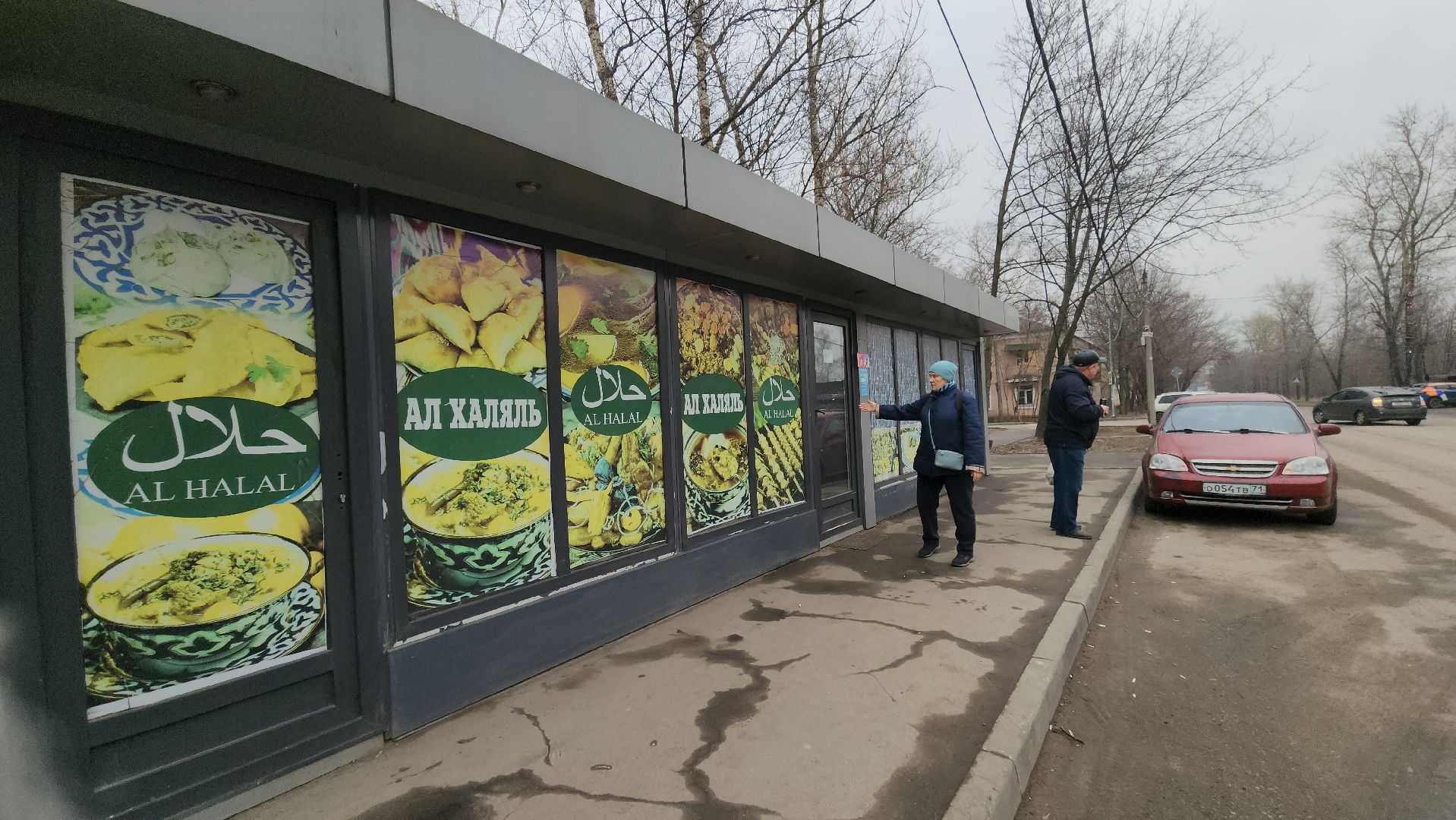 Люберцы, глава городского округа люберцы владимир волков, выездная администрация, снос незаконных объектов, просьба жителей,