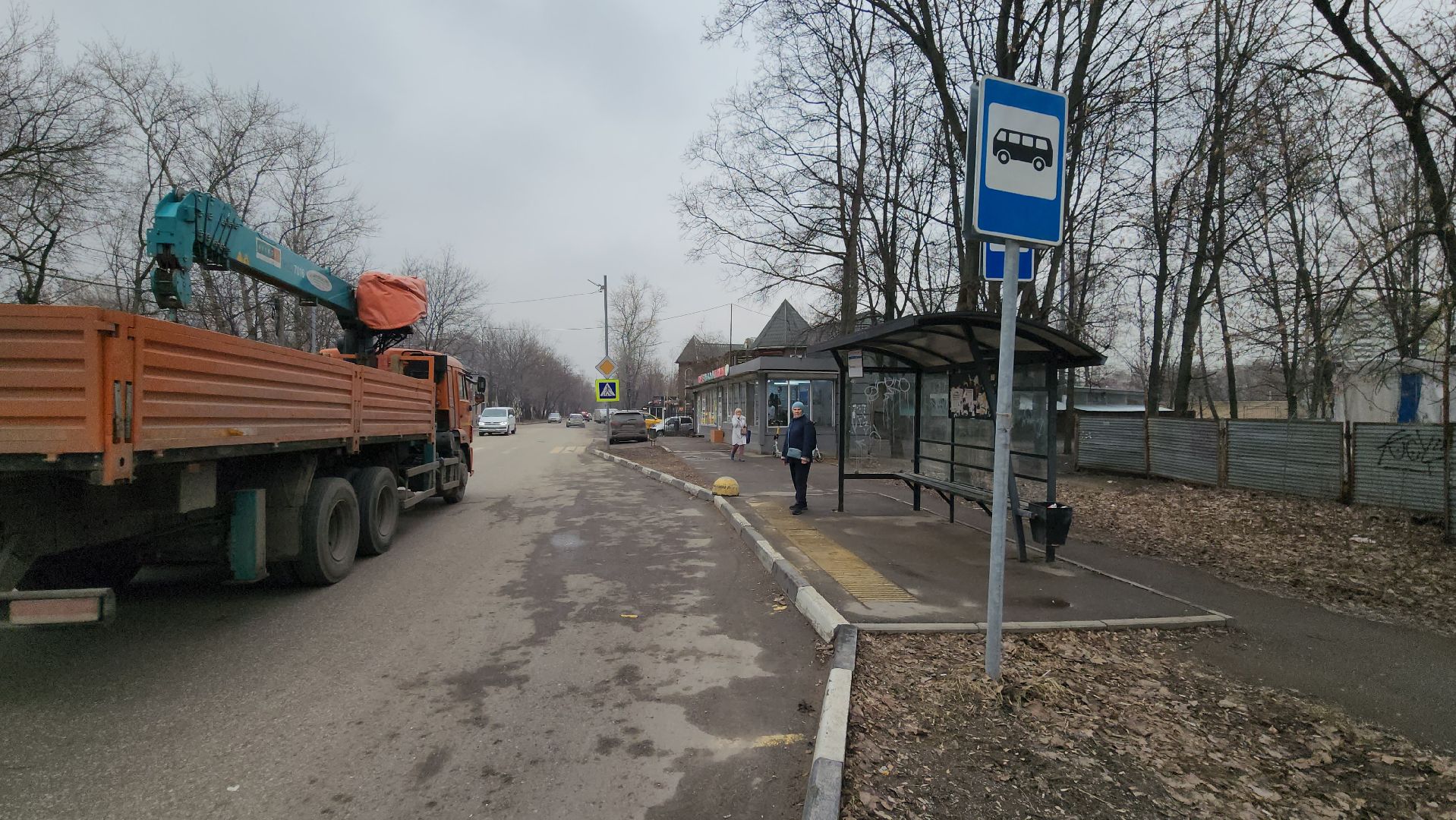 Люберцы, глава городского округа люберцы владимир волков, выездная администрация, снос незаконных объектов, просьба жителей,