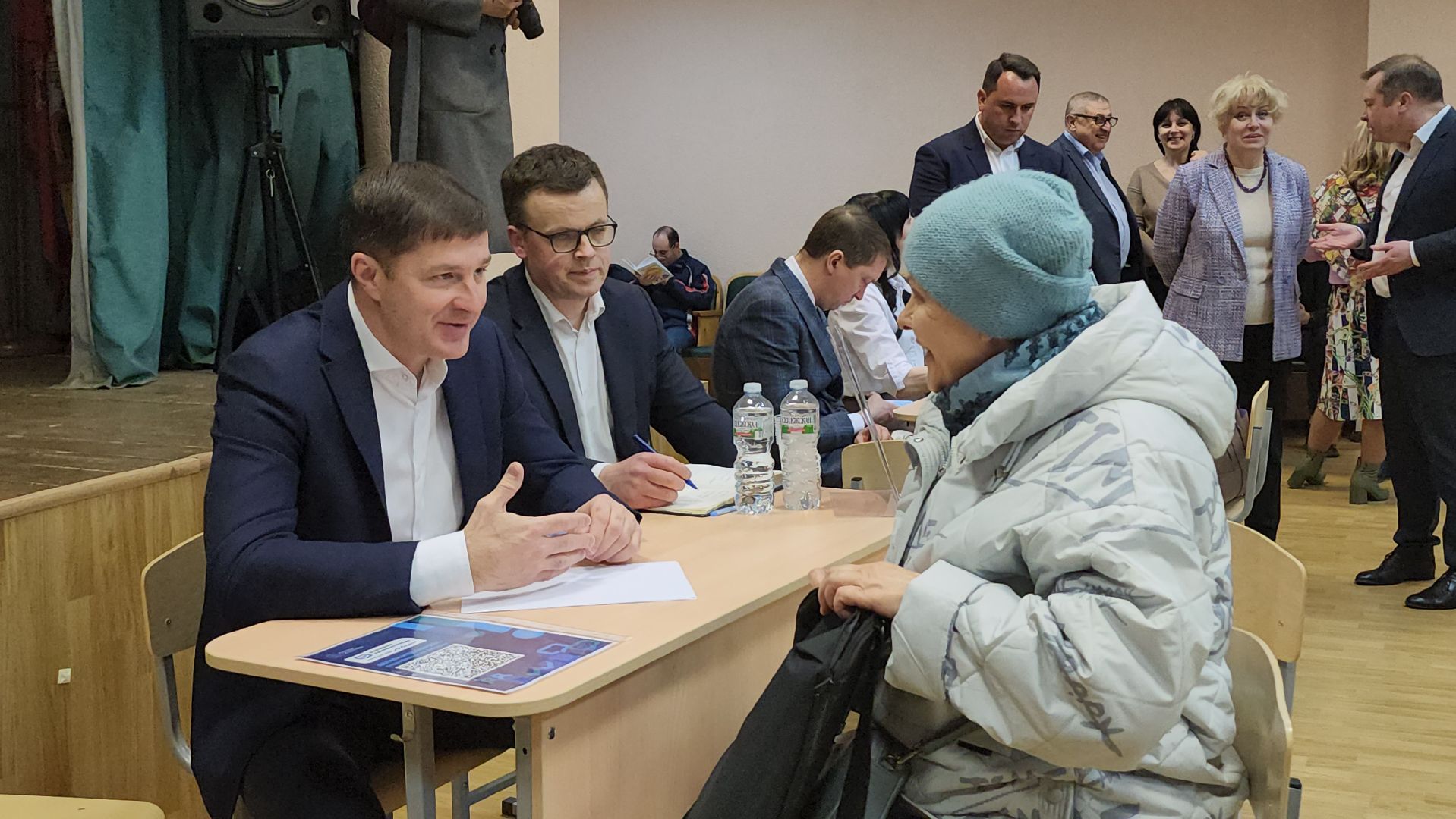 Люберцы, глава городского округа люберцы владимир волков, выездная администрация, снос незаконных объектов, просьба жителей,