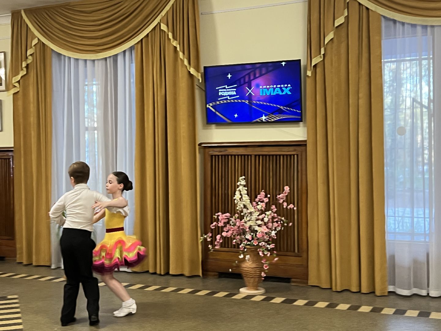 Химки, ДК Родина, танцы, день танца, культура, дети, бальные танцы