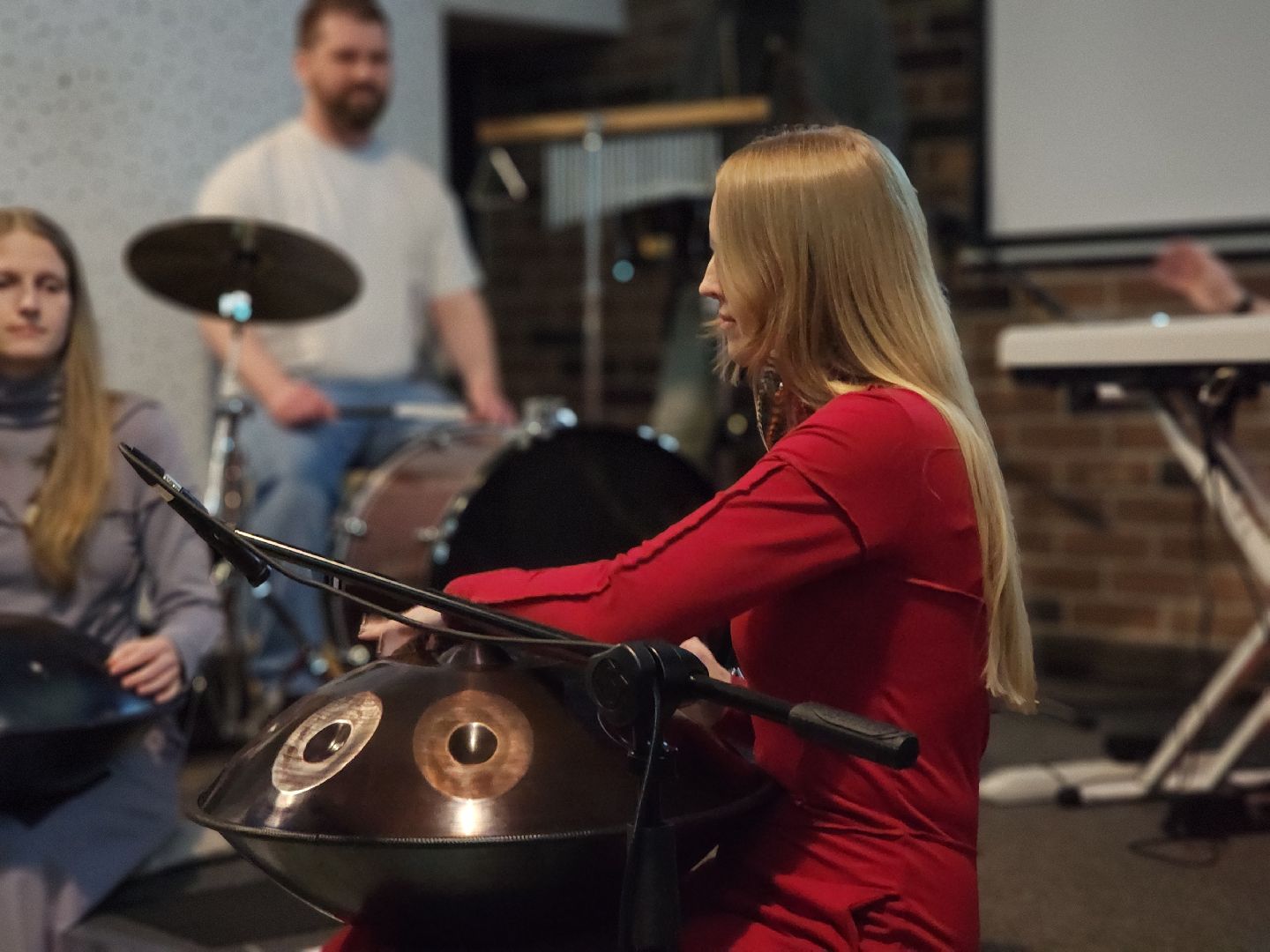 Черноголовка, Концерт, Экспериментальная музыка,