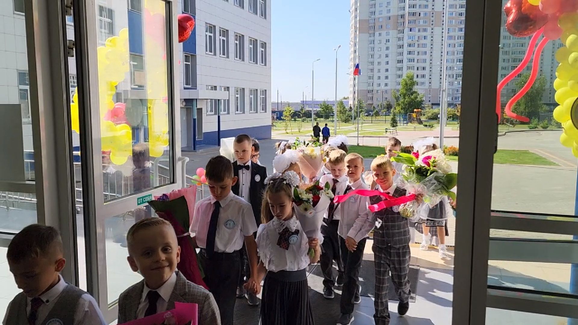 Чехо, запись в первый класс, запись в школу, региональный портал госуслуг, электронная заявка, условия, документы, сроки,