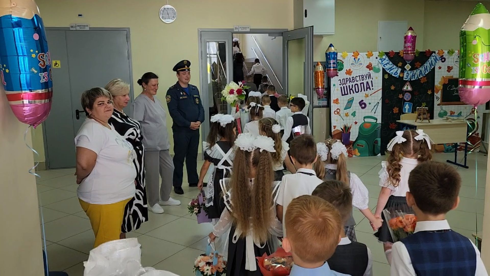 Чехо, запись в первый класс, запись в школу, региональный портал госуслуг, электронная заявка, условия, документы, сроки,