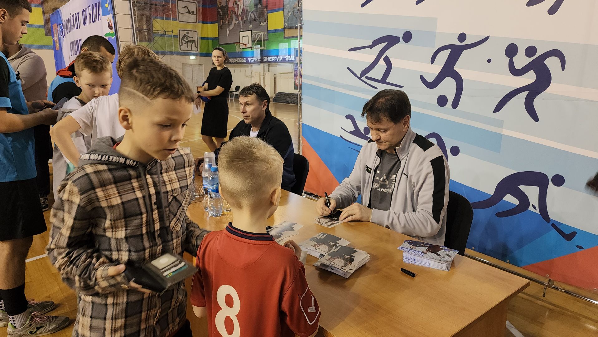 кашира, спорт, матч легенд, звезды футбола, автограф сессия, дс юбилейный, фк спартак,