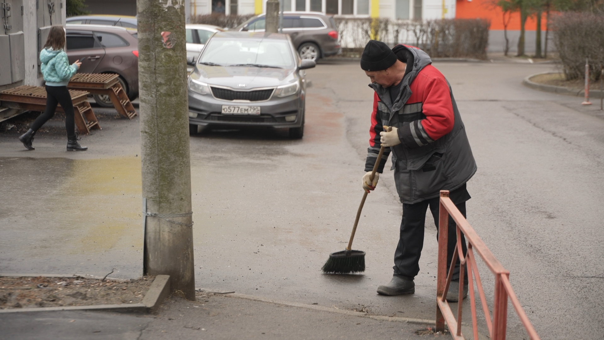 уборка территории, микрорайон Солнечный, Власиха весенняя уборка, МКУ ЖКХ и благоустройство,