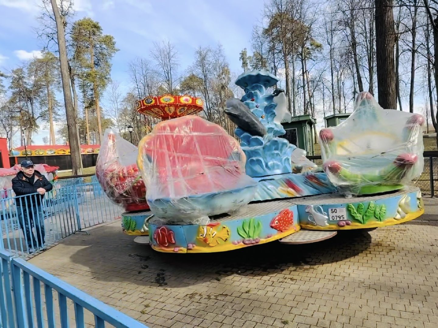 раменское, парк, городской парк, аттракцион детский паровоз, аттракционы, карусели,