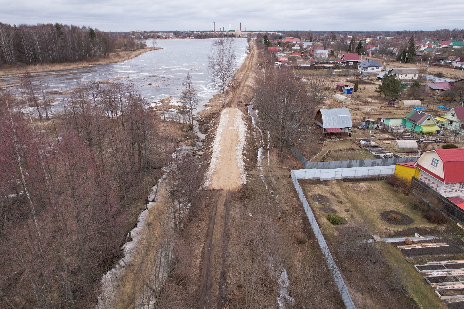 видео с коптера, ремонт дамбы в талдоме, ремонт дамбы в парке солнечный берег,