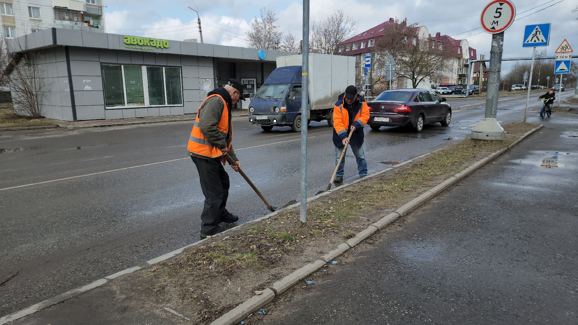 серпухов, подмосковье, уборка улиц,
