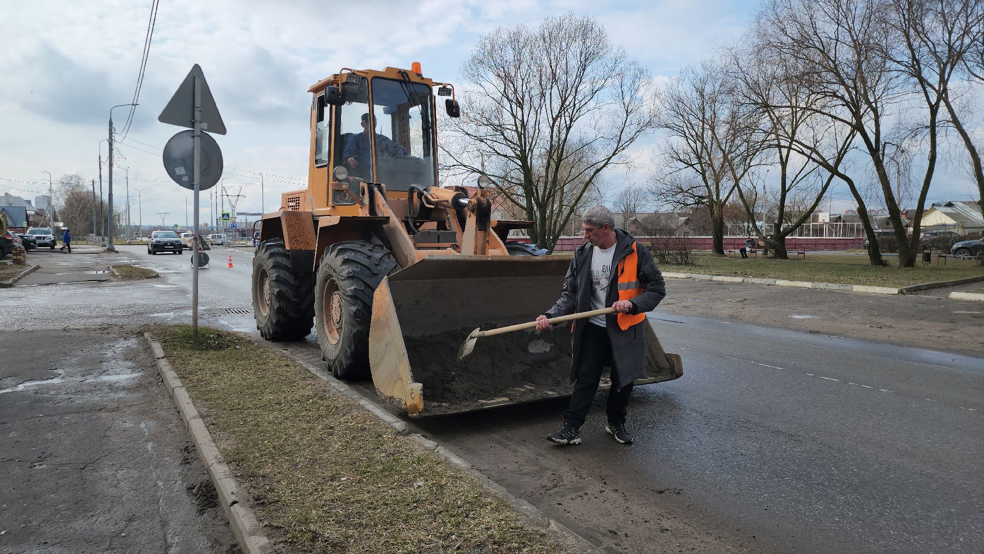 серпухов, подмосковье, уборка улиц,