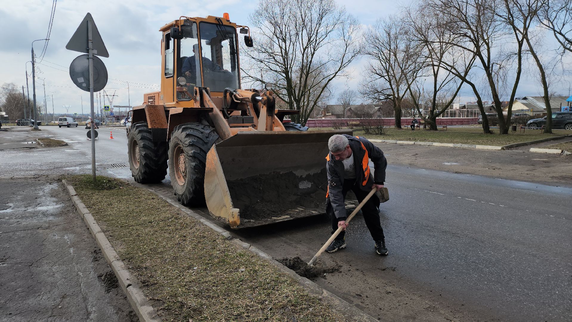 серпухов, подмосковье, уборка улиц,