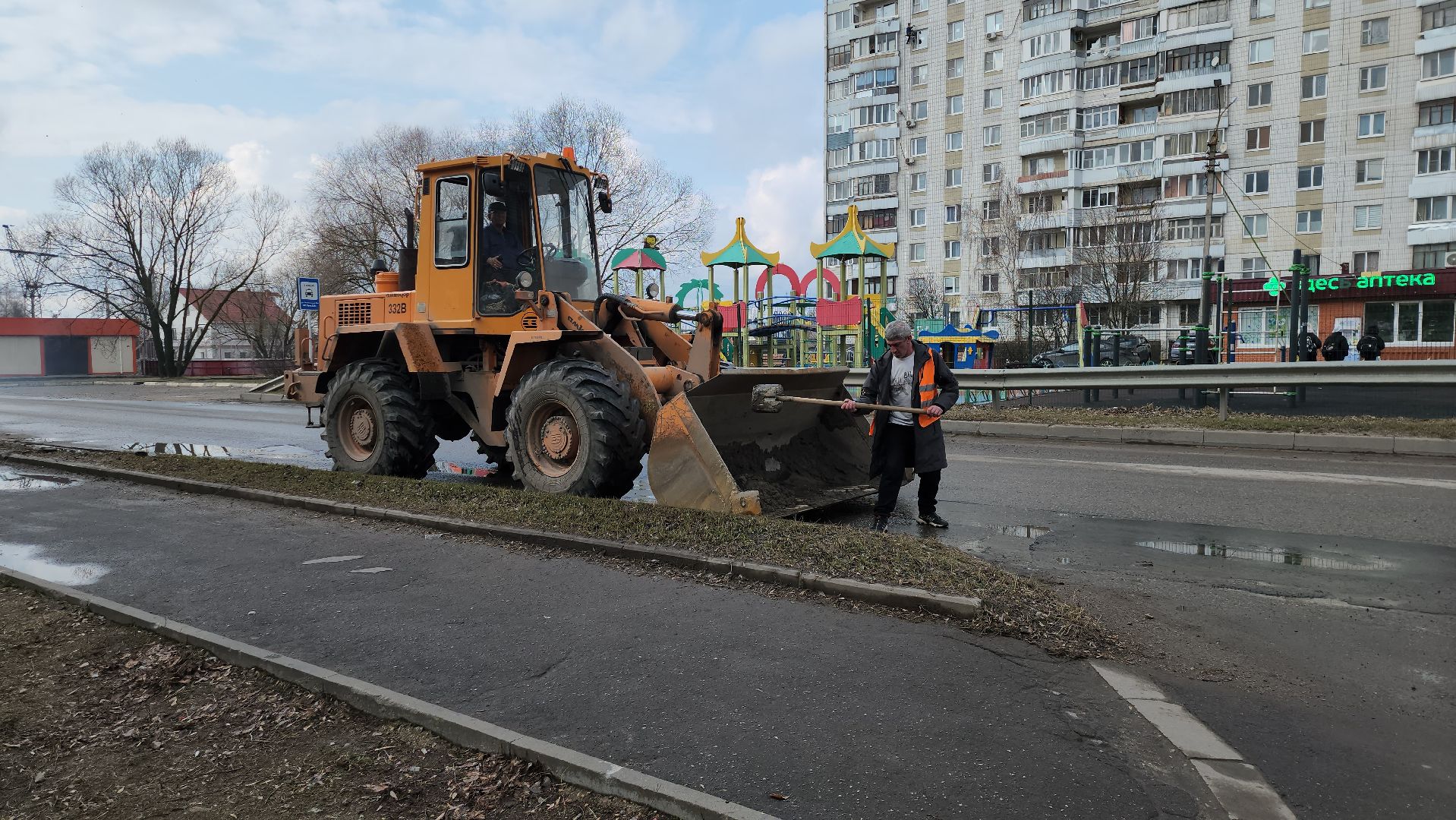 серпухов, подмосковье, уборка улиц,