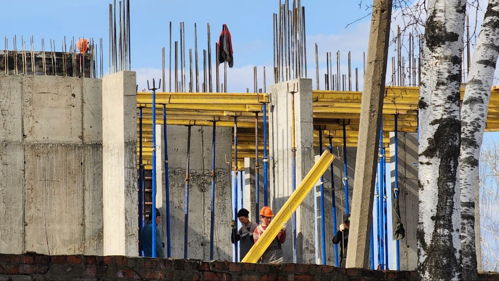 Дмитров, ЖК Большевик, Минстрой,