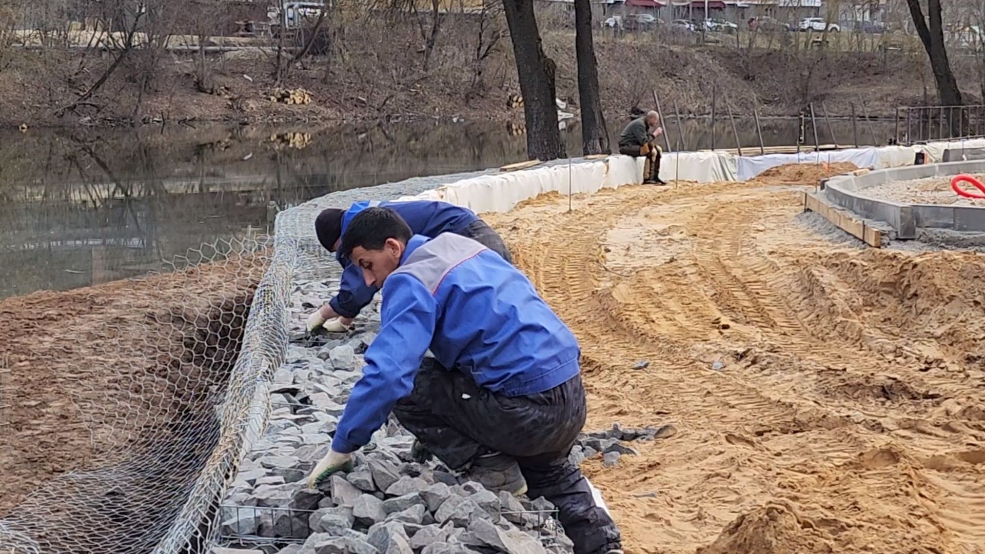 Чехов, улица Береговая, набережная реки Теребенка, благоустройство, реконструкция, строительство, подпорные стенки, габионы, укрепление берега, госпрограмма московской области, формирование комфортной городской среды,