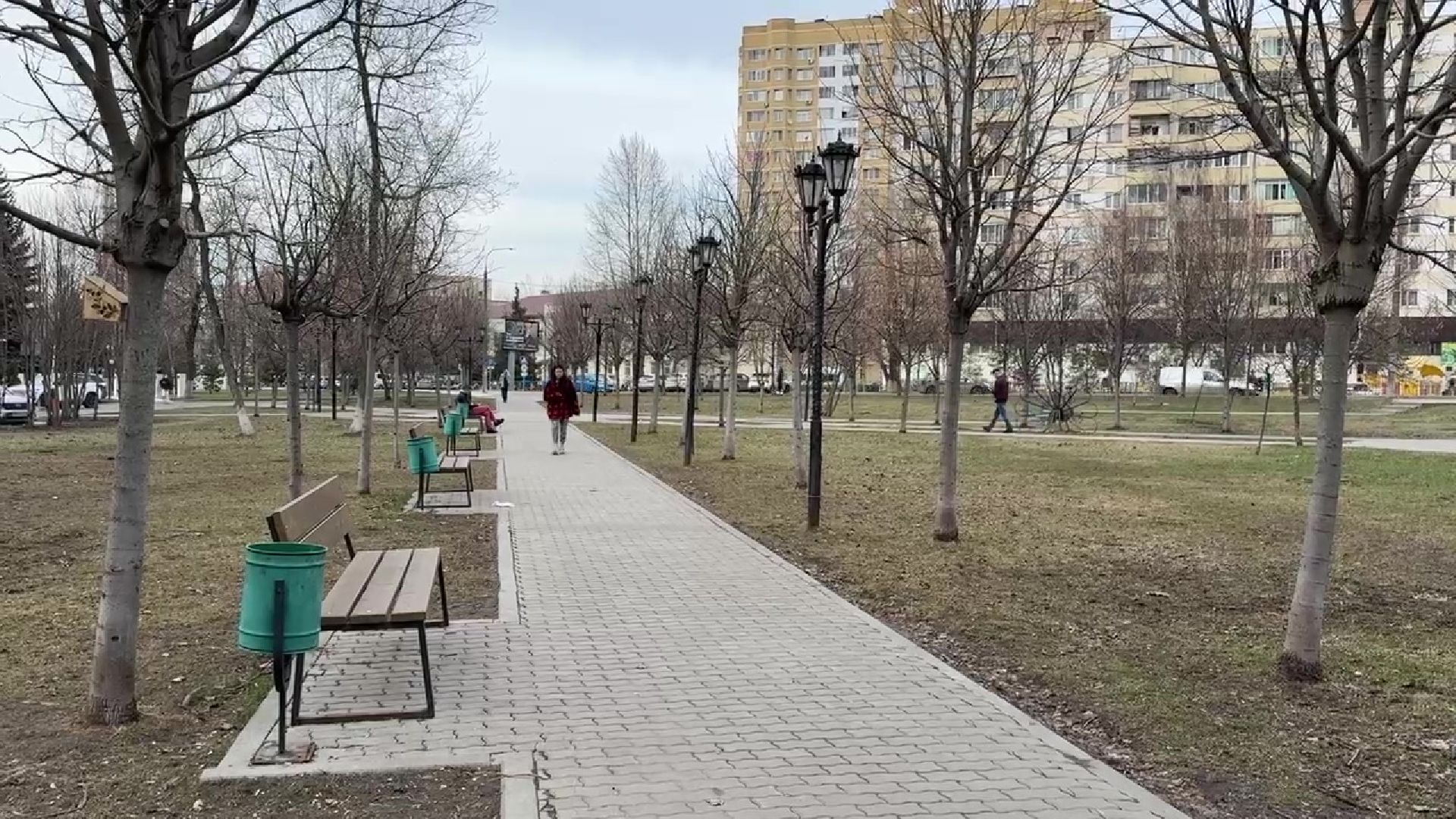 реутов, сквер, троицкий храм, благоустройство, деревья,