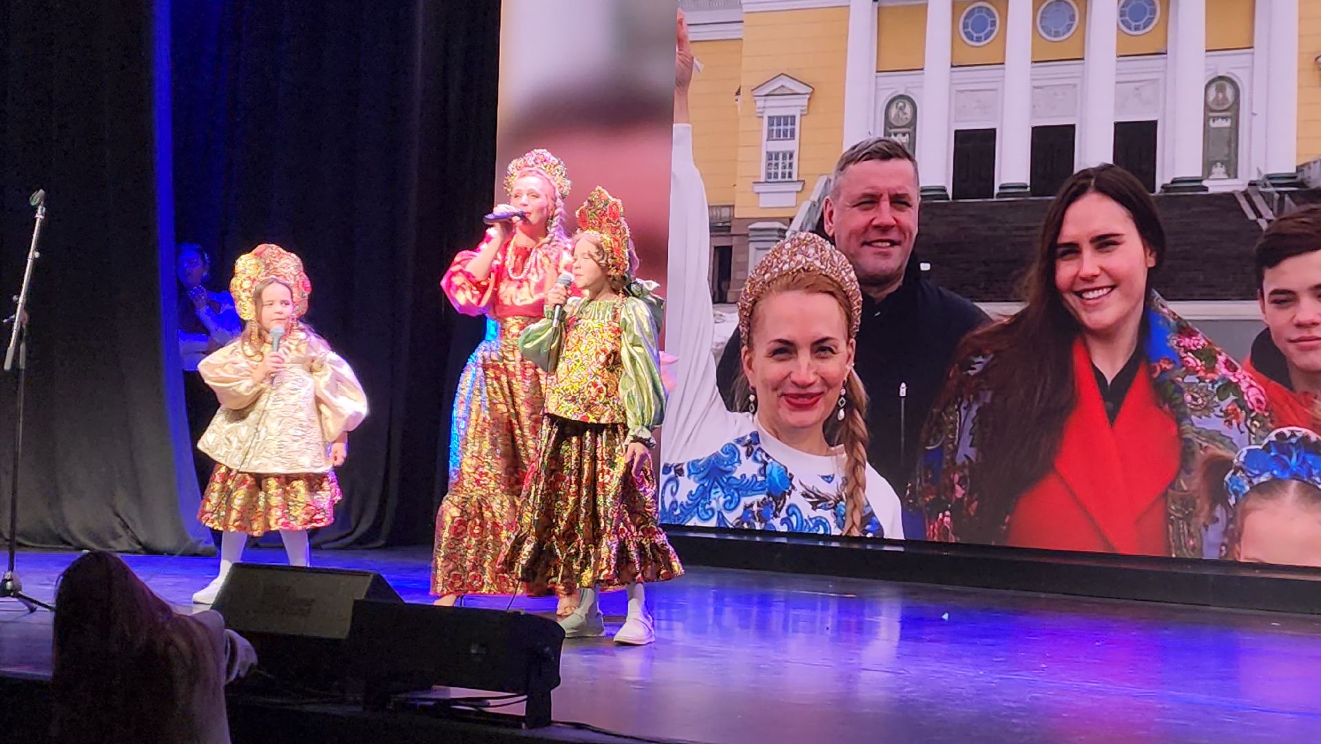 пушкино, мамы, премия, танцы, выступления, конкурс,номинация,материнство,вертикалки,