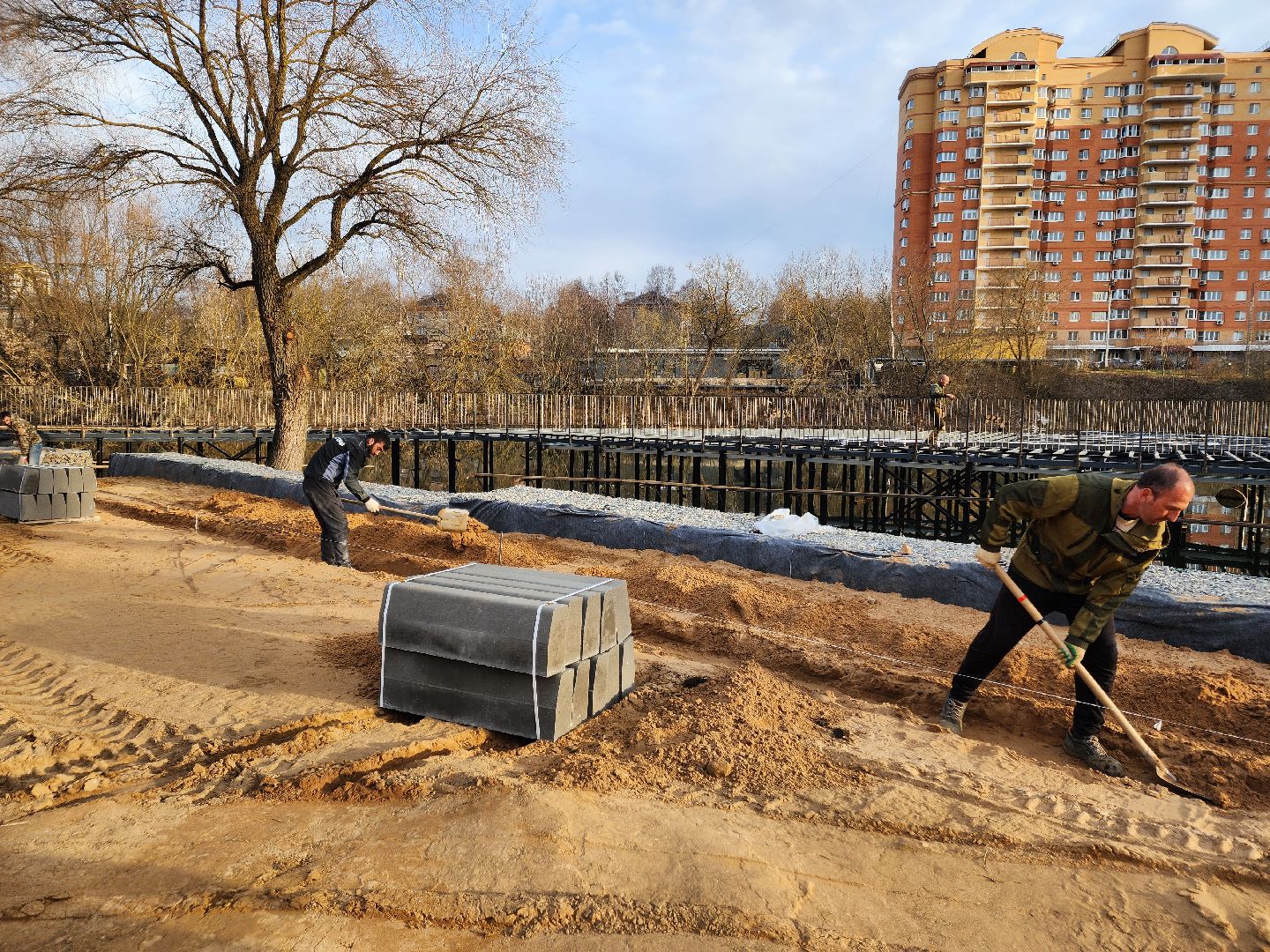 Чехов, улица Береговая, набережная реки Теребенка, благоустройство, реконструкция, строительство, пешеходные дорожки, тротуары, тропинки, велодорожки, госпрограмма московской области, формирование комфортной городской среды,