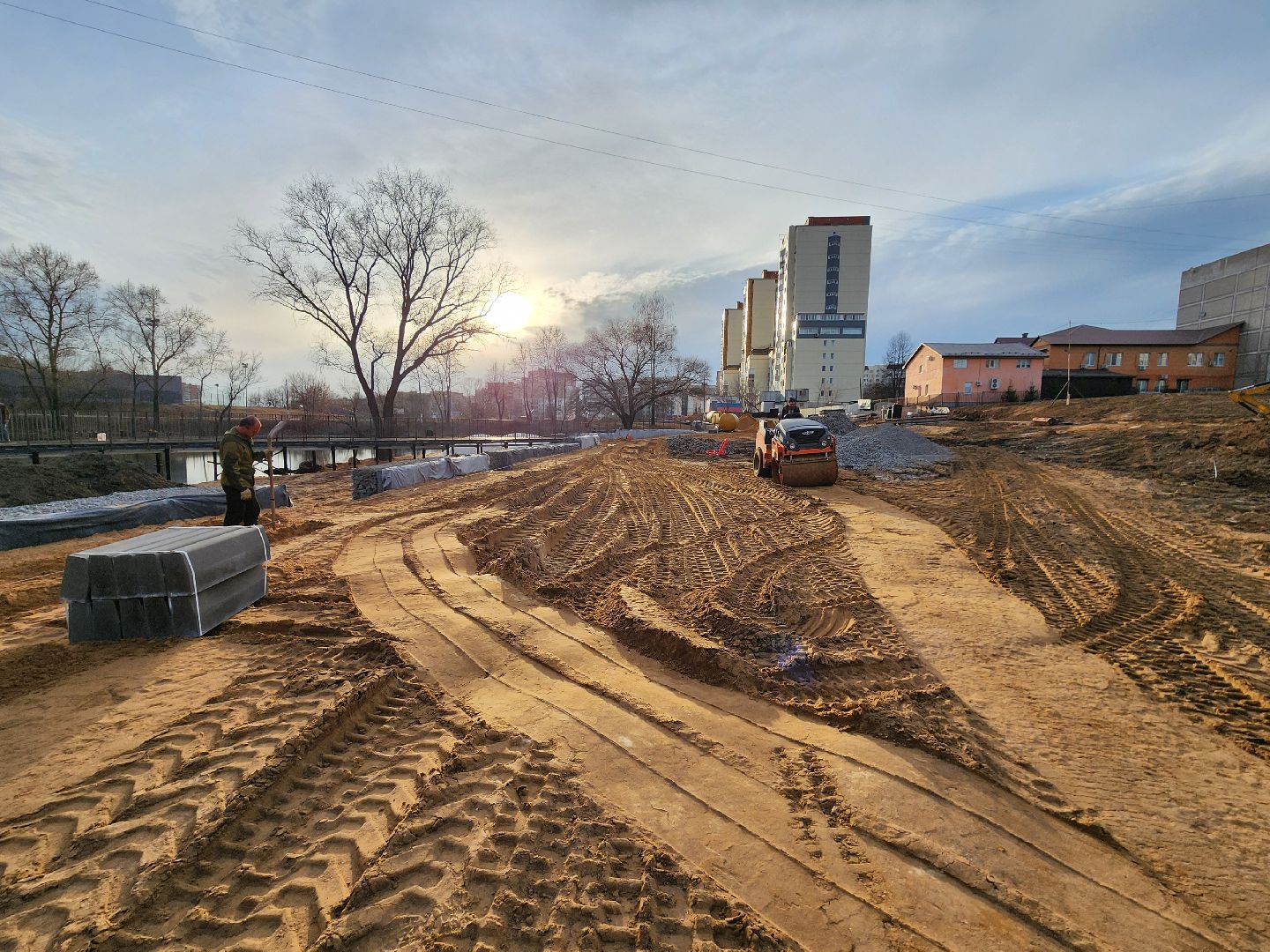 Чехов, улица Береговая, набережная реки Теребенка, благоустройство, реконструкция, строительство, пешеходные дорожки, тротуары, тропинки, велодорожки, госпрограмма московской области, формирование комфортной городской среды,