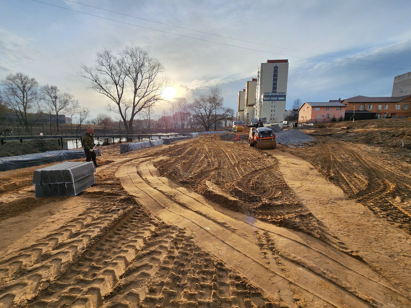 Чехов, улица Береговая, набережная реки Теребенка, благоустройство, реконструкция, строительство, пешеходные дорожки, тротуары, тропинки, велодорожки, госпрограмма московской области, формирование комфортной городской среды,