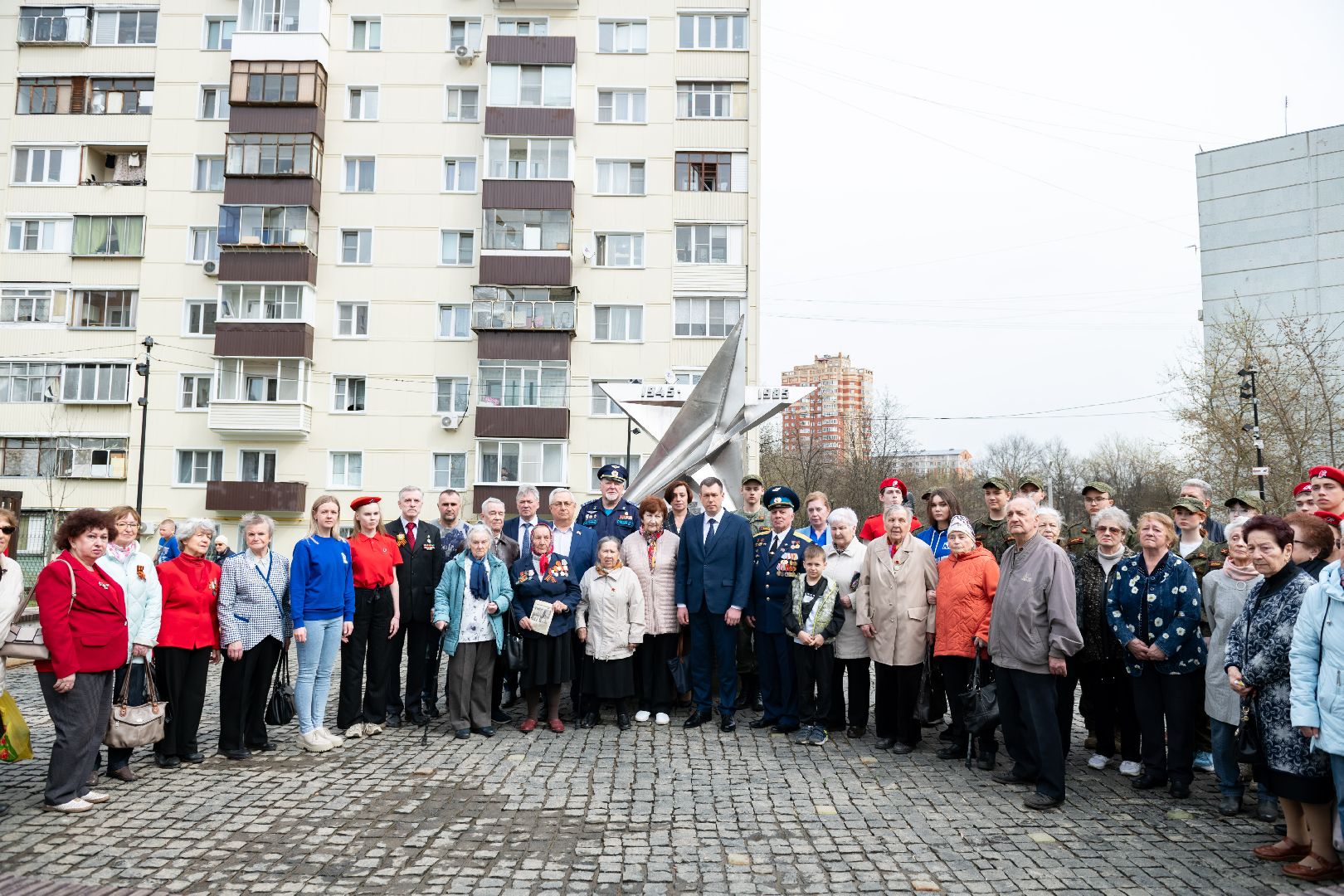 звезда израненная, памятники вов, лыткарино,