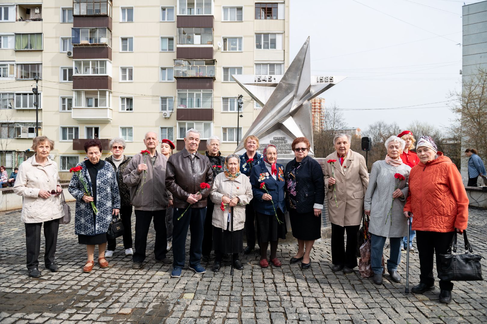 звезда израненная, памятники вов, лыткарино,