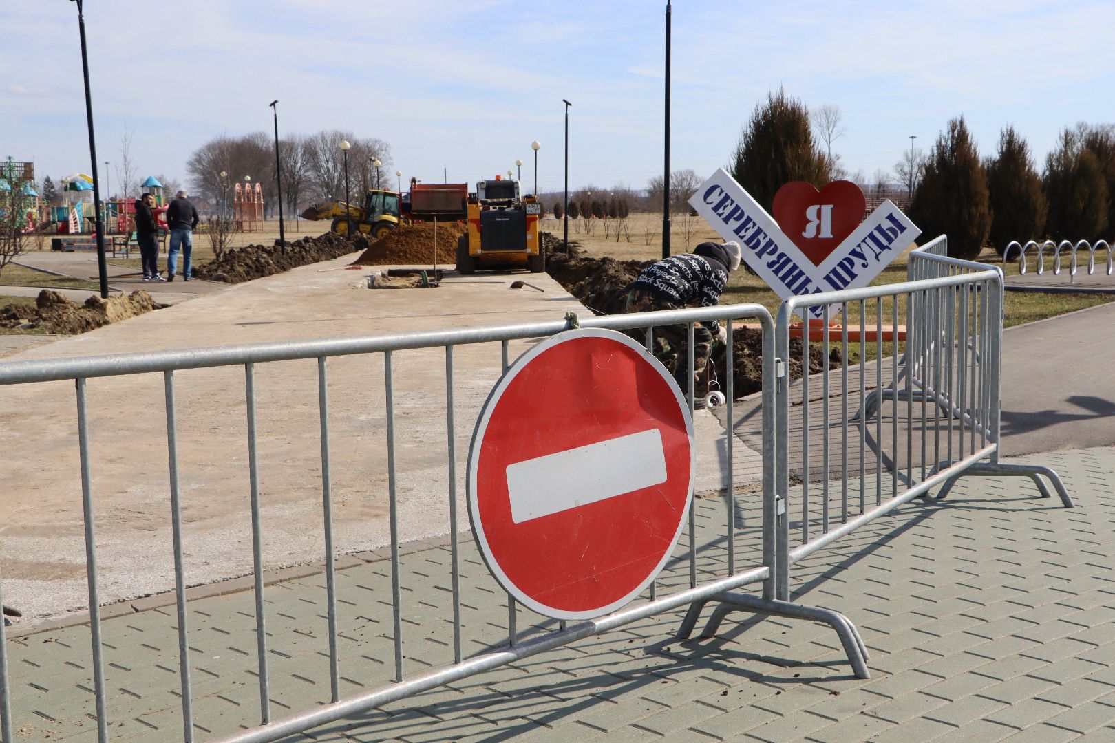 серебряные пруды, парк серебряный, месячник благоустройства, благоустройство,