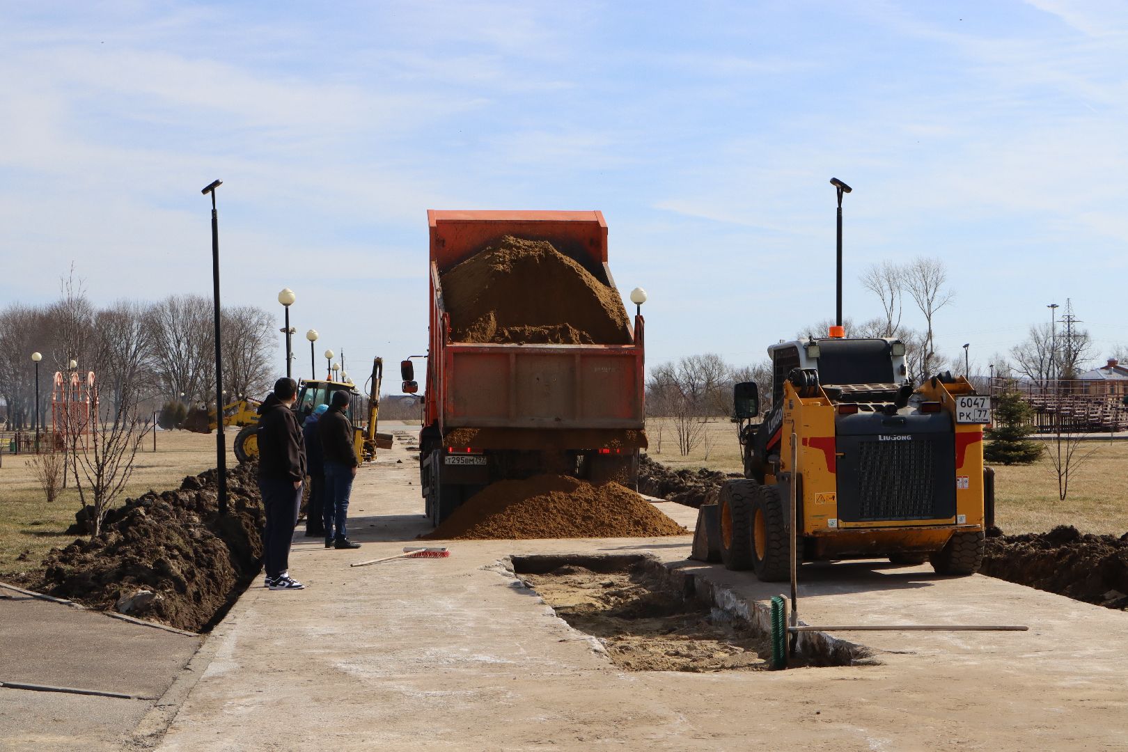 серебряные пруды, парк серебряный, месячник благоустройства, благоустройство,