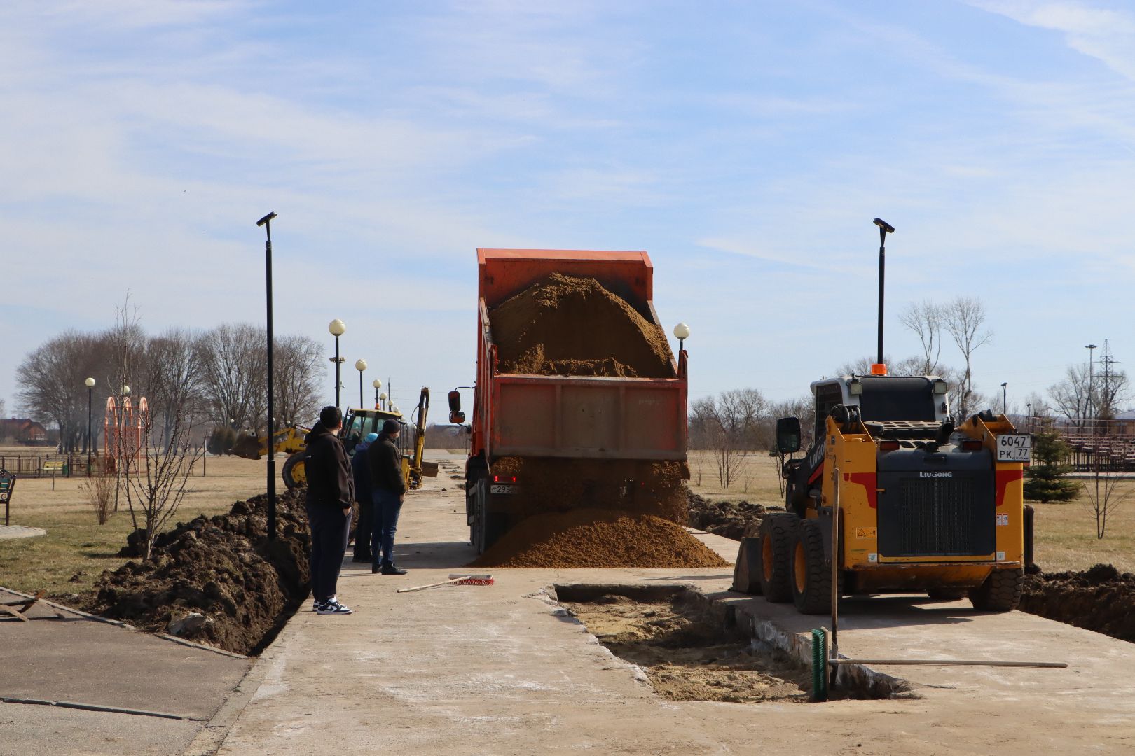 серебряные пруды, парк серебряный, месячник благоустройства, благоустройство,