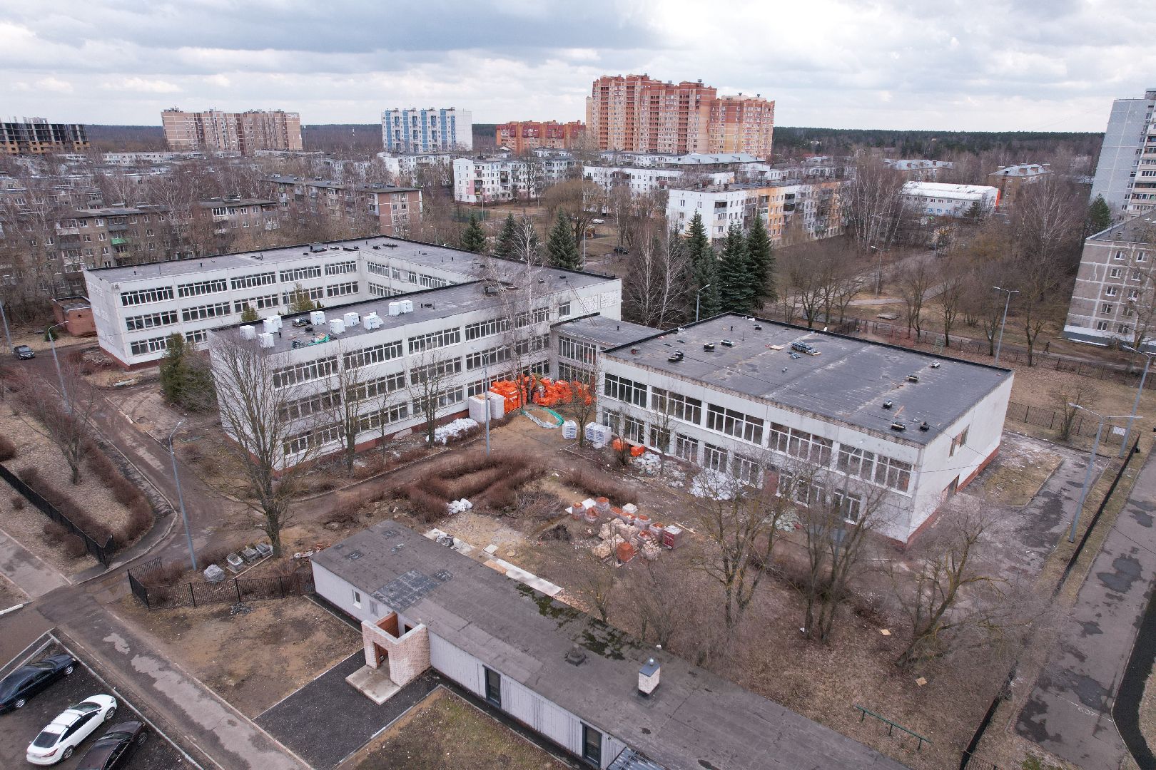 капремонт школы 30 в Электроуглях, видео с коптера,