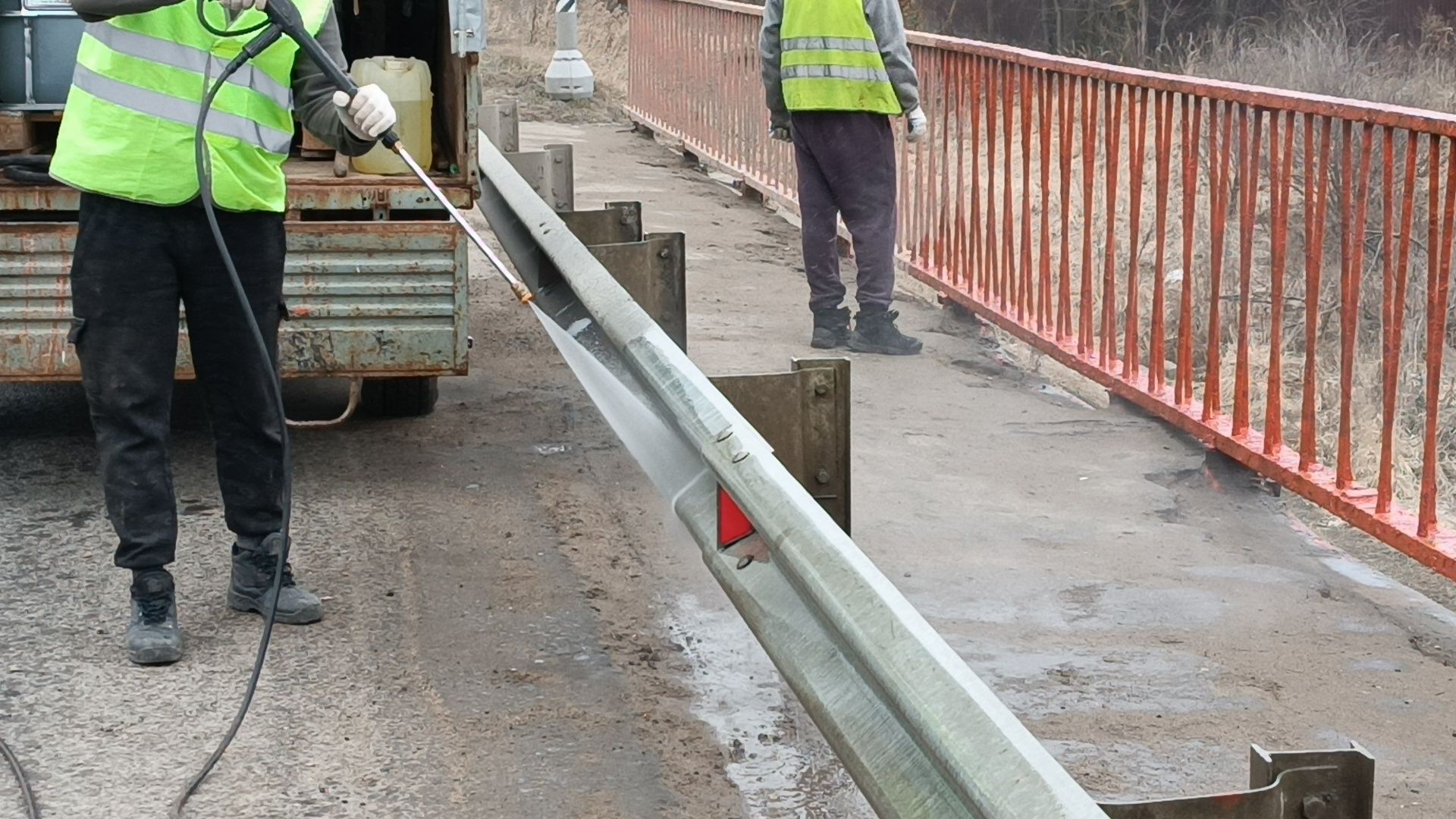 месяц чистоты и благоустройства, Мойка отбойников, щёлково,