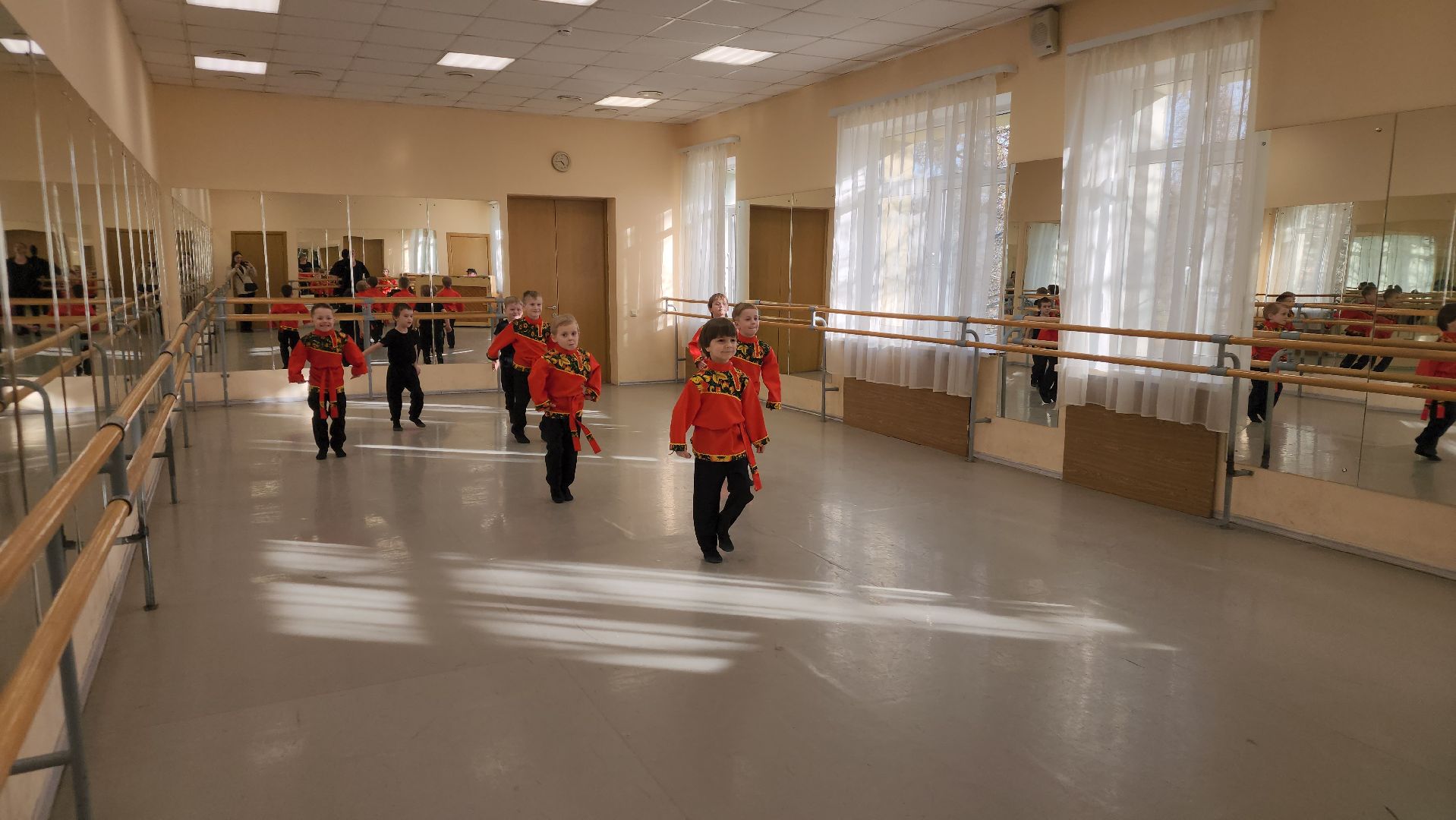 Подольск, Дворец культуры октябрь, культура,