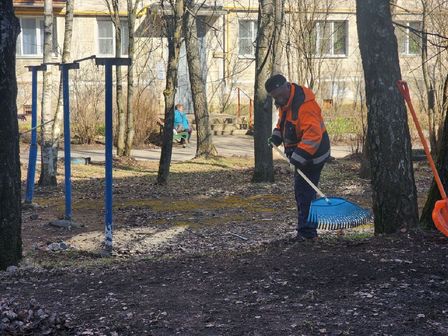 солнечногорск, жители, уборка территорий, дворы, коммунальная служба,