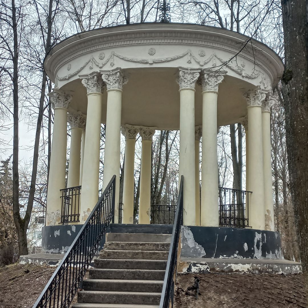 сергиев посад, дк гагарина, покраска лавочек, благоустройство,