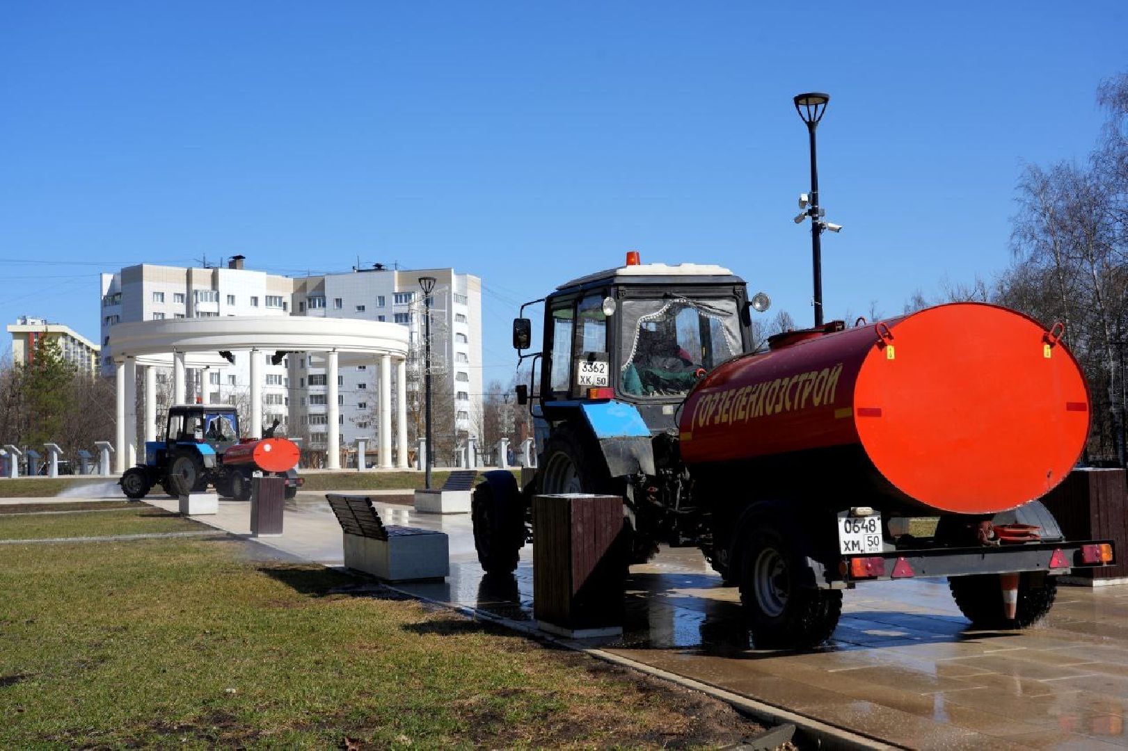 сергиев посад, весна, сергиево-посадский городской округ, уборка, моют улицы, коммунальные службы,