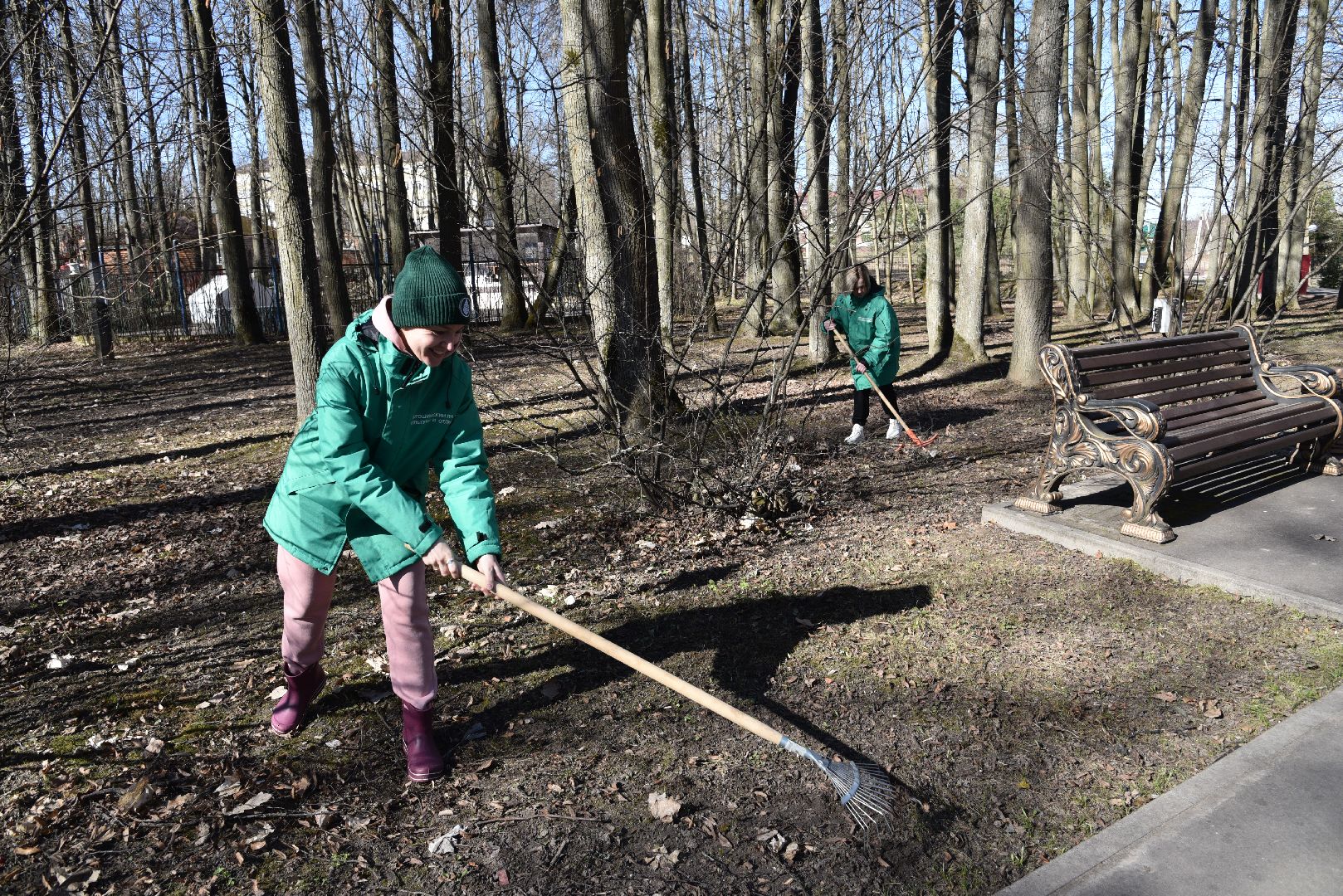 лотошино, лотошинский парк, парки подмосковья, субботник,