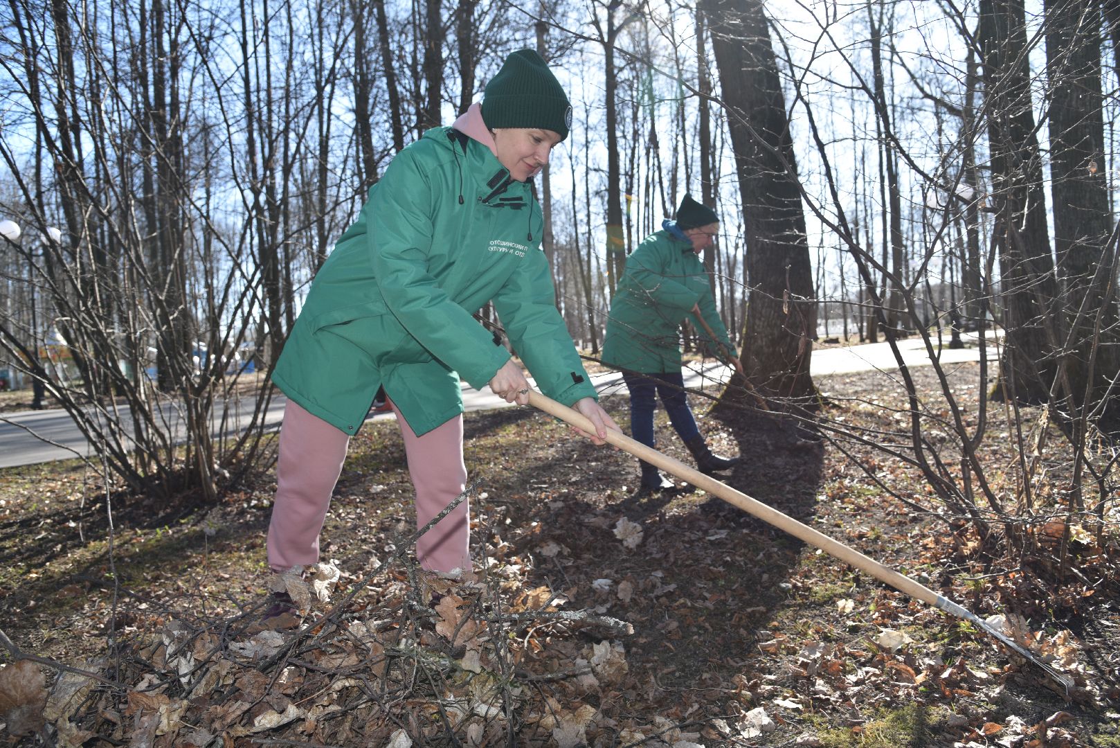лотошино, лотошинский парк, парки подмосковья, субботник,