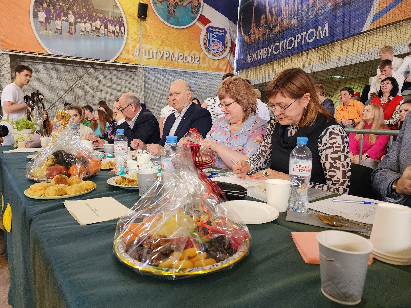 чехов, спортивный комплекс Надежды России, межрегиональный форум, здоровое питание спортсменов, училища олимпийского резерва, кулинарный поединок, призеры и чемпионы олимпиад, круглый стол, музей спорта, национальная кухня стран БРИКС,