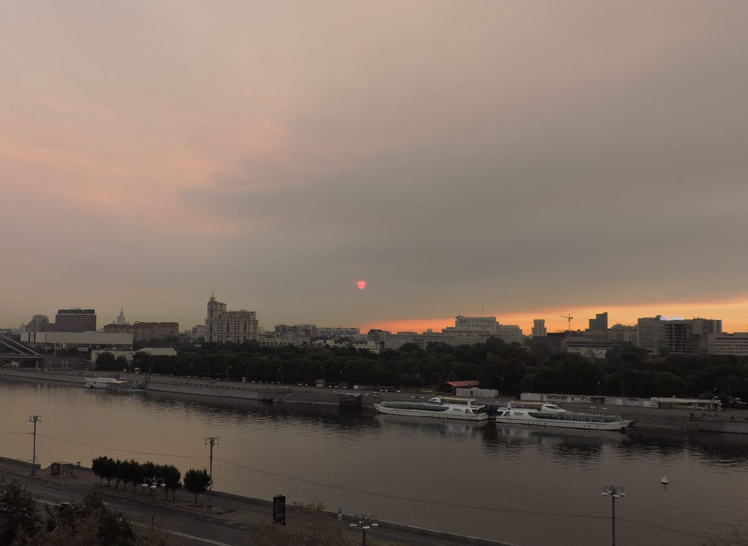 Лобня, астрономия, Солнце