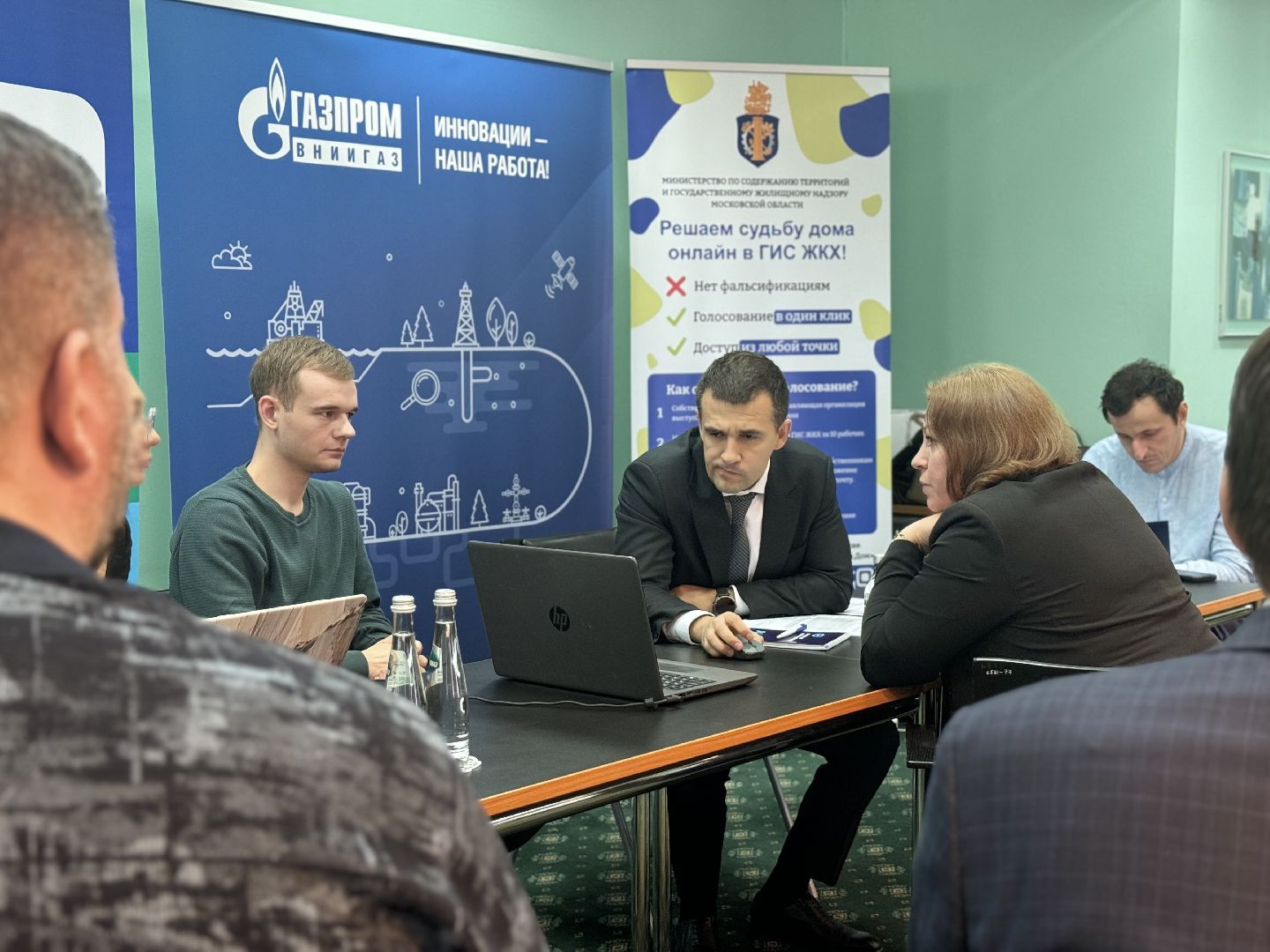 выездная администиация, Газпром Вниигаз, глава ленинского городского округа, ленинский городской округ,