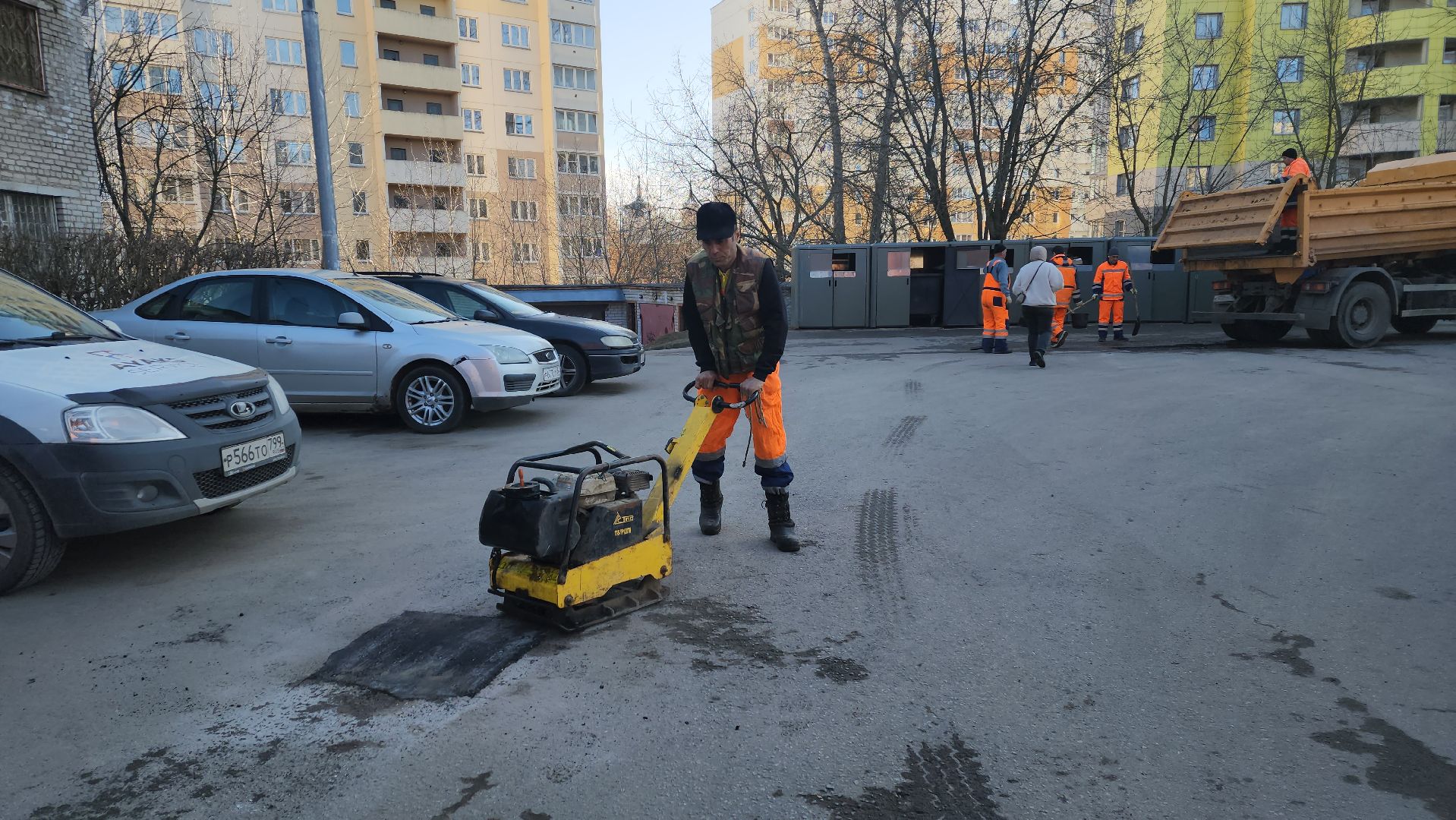 вертикалки, ивантеевка, коммунальная служба, ямочный ремонт, асфальтирование дворов дорог,