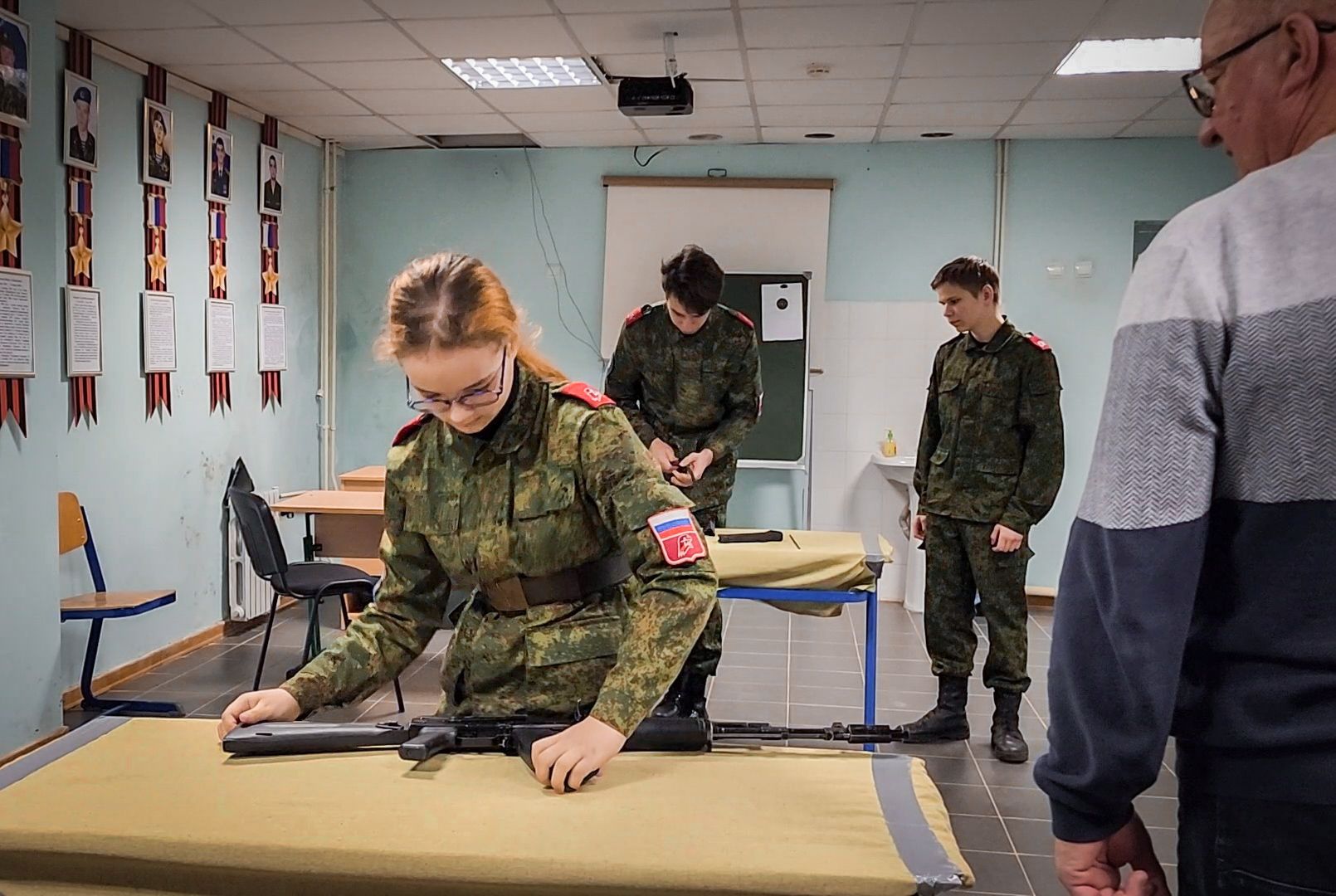 Бронницы, Соревнования по стрельбе, Студенты, Школьники, 80-летие победы,