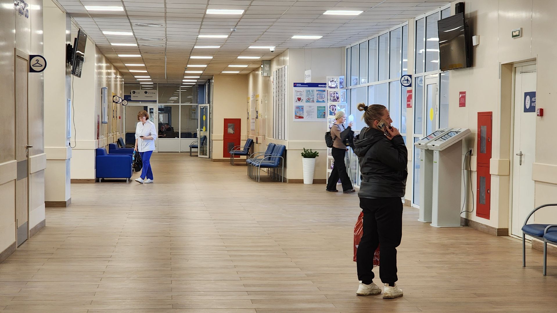 Поликлиника, инфекционное отделение, Лобня,