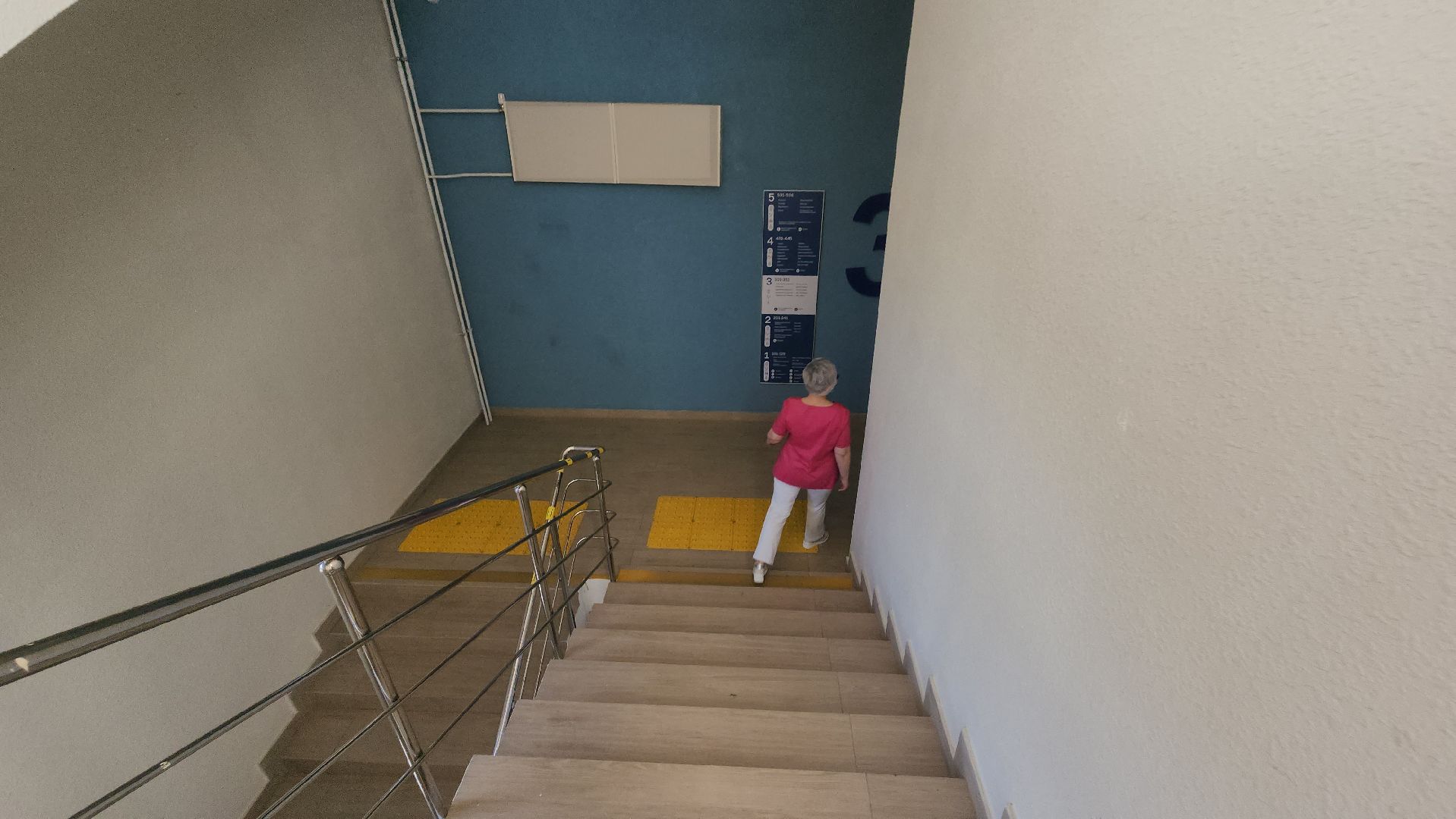 Поликлиника, инфекционное отделение, Лобня,