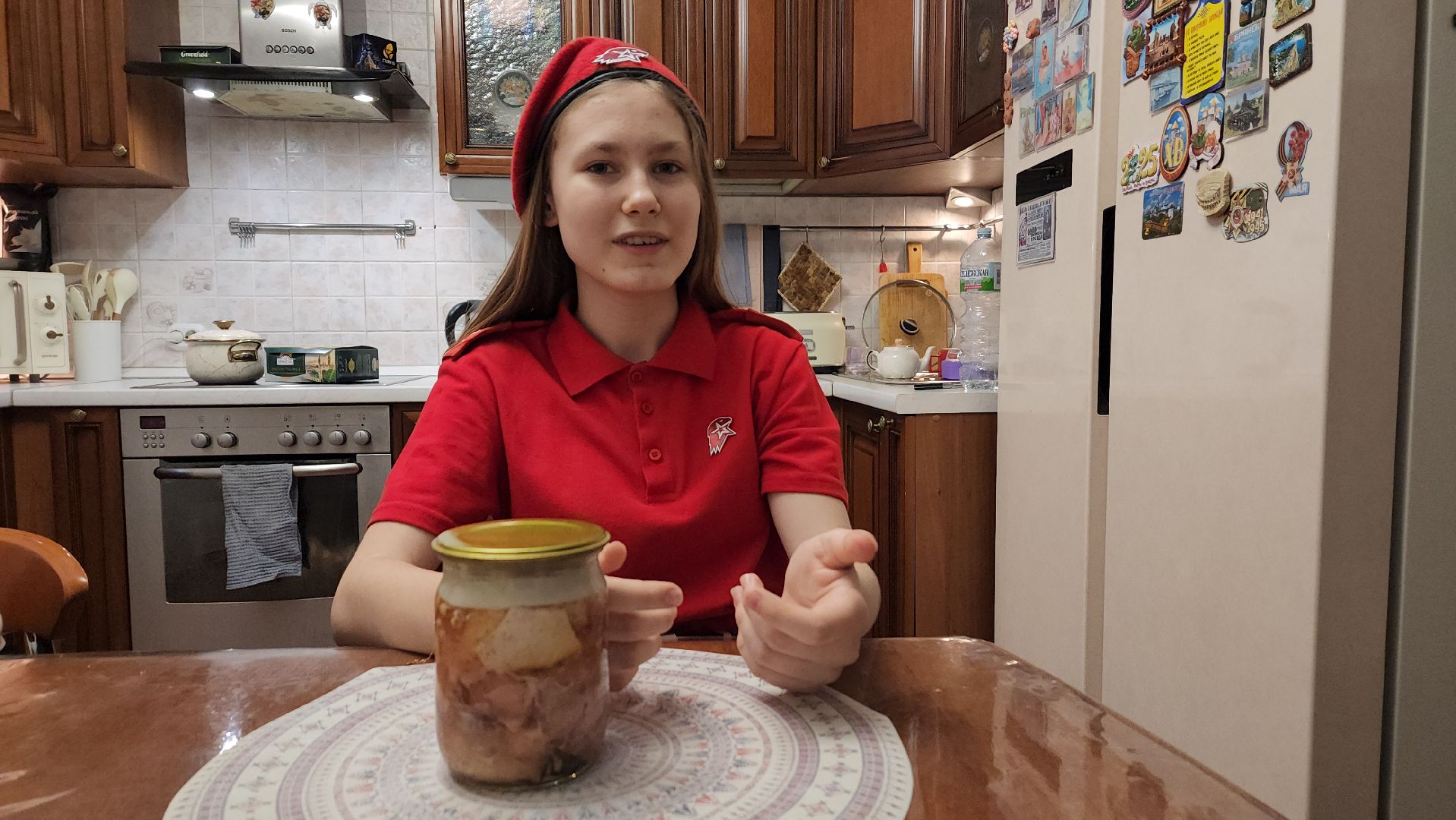 вертикалки, пушкино, помощь сво, продукты питания, волонтерская деятельность, помощь фронту, школьница,