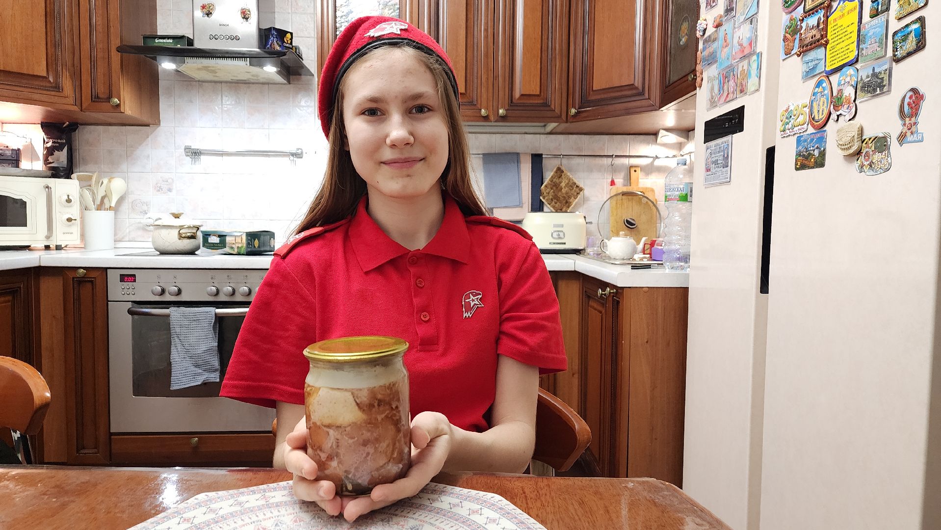 вертикалки, пушкино, помощь сво, продукты питания, волонтерская деятельность, помощь фронту, школьница,