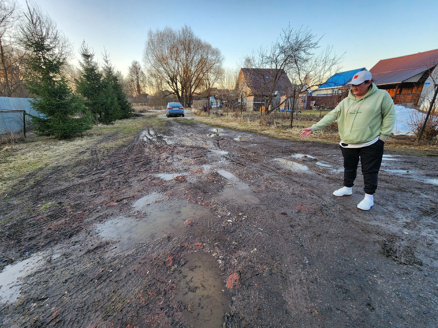 чехов, поселок васькино, выездная администрация, встреча с жителями, обращения граждан, деревня васькино, улица восточная, ямочный ремонт, ремонт дороги, уличное освещение, мбу чеховское благоустройство,