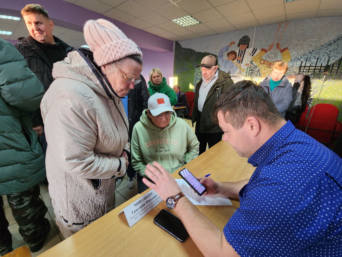 чехов, поселок васькино, выездная администрация, встреча с жителями, обращения граждан, деревня васькино, улица восточная, ямочный ремонт, ремонт дороги, уличное освещение, мбу чеховское благоустройство,