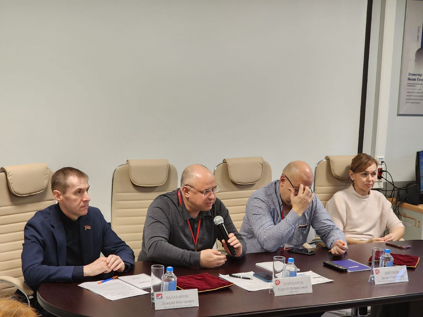 долгопрудный, дцгб, ремонт поликлиники, улица речная,островок,аптечный пункт,