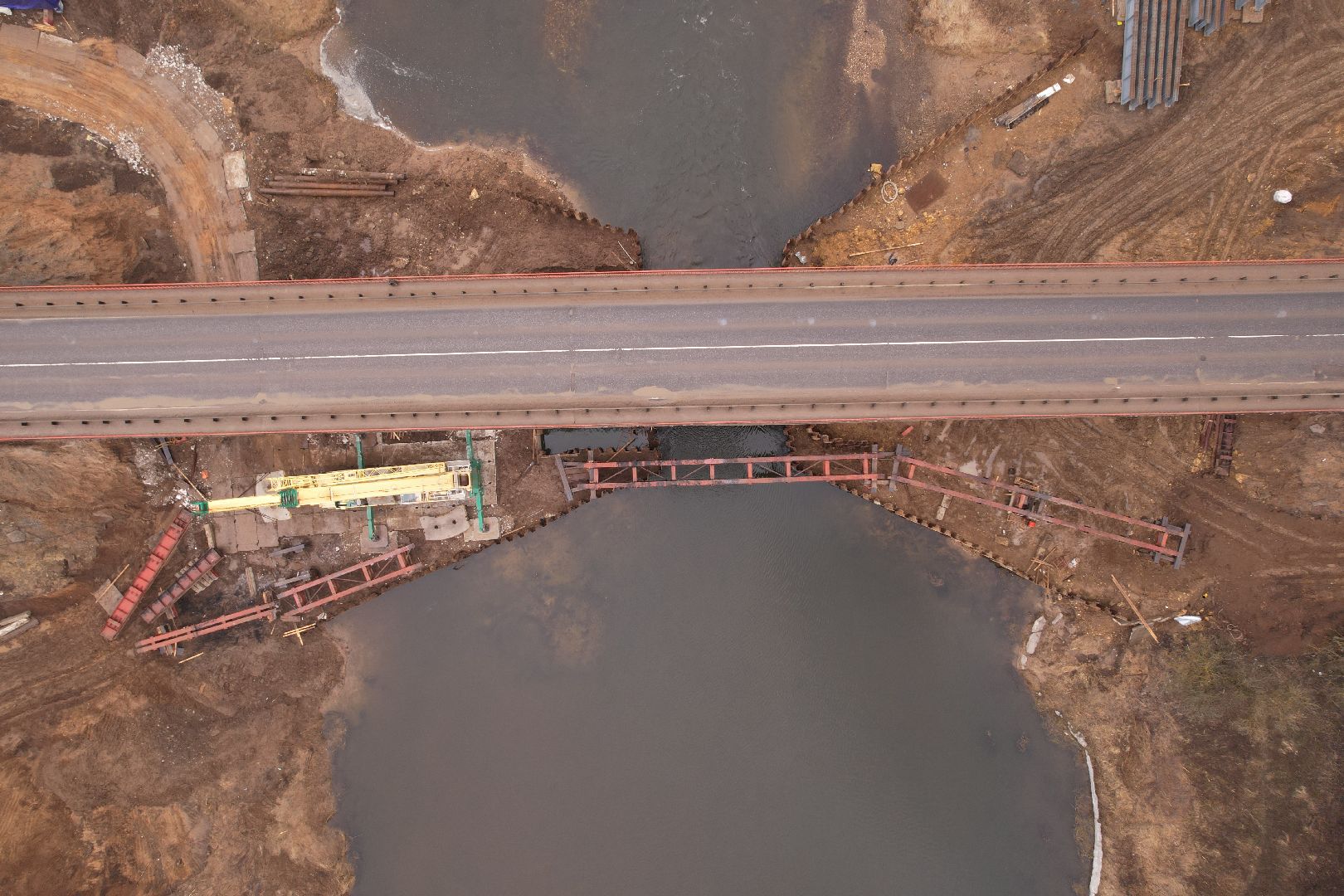 реконструкция моста в деревне Поречье, видео с коптера, ремонт моста в Рузе,