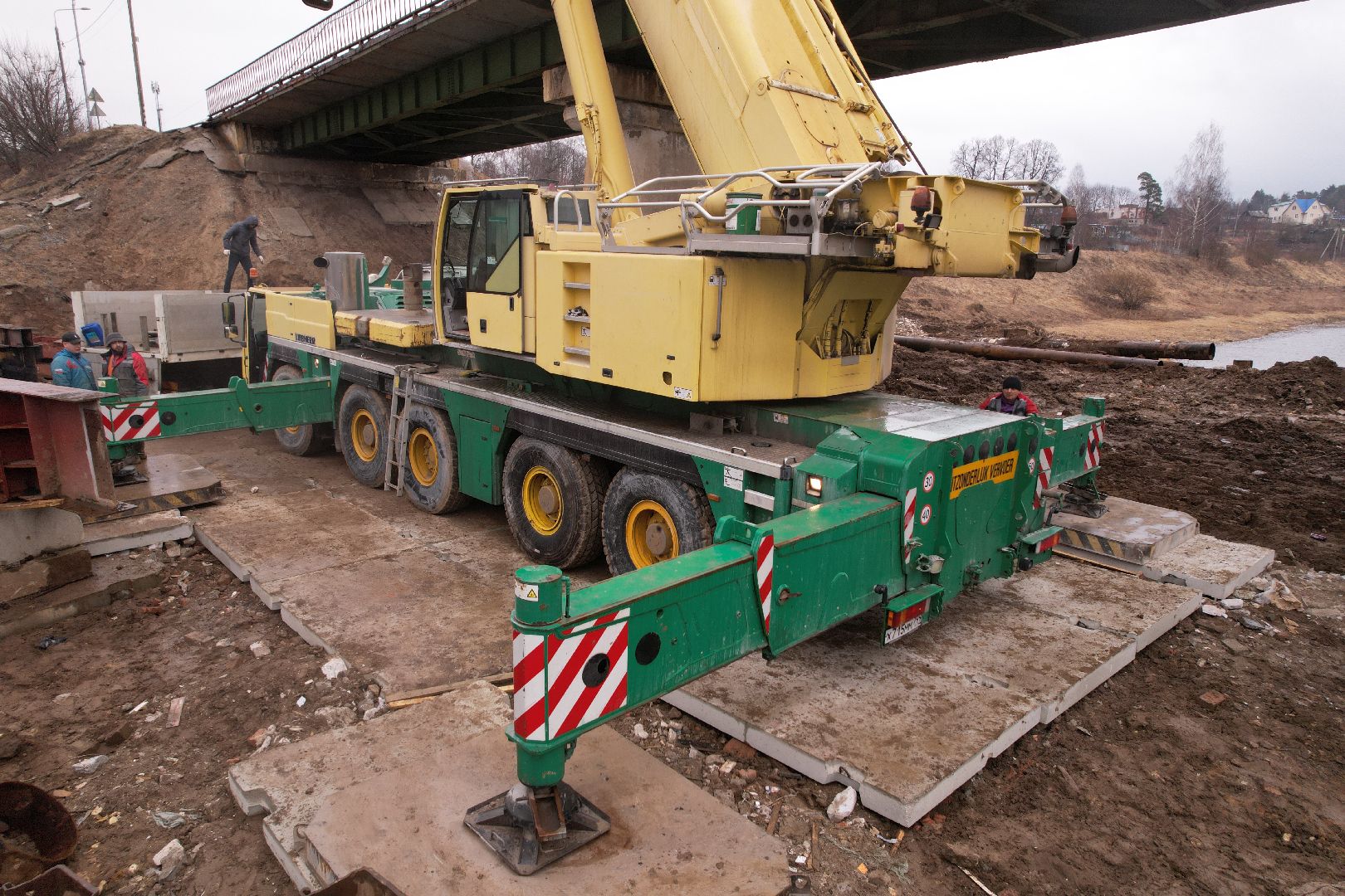 реконструкция моста в деревне Поречье, видео с коптера, ремонт моста в Рузе,